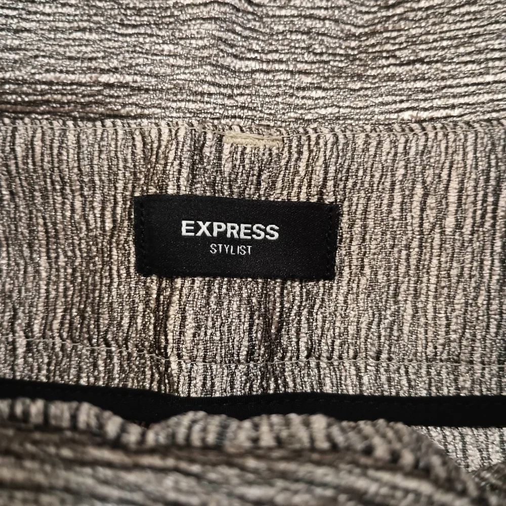Express Metallic paper bag shorts - Picture 3 of 8